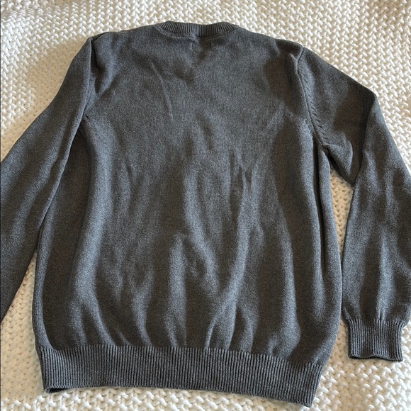 Izod Gray V-Neck Sweater Size L - Picture 7 of 9